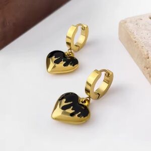 18K Gold Huggie Hoop Dipping Heart Oil Drip Enameled Earrings No Fade Punk Goth